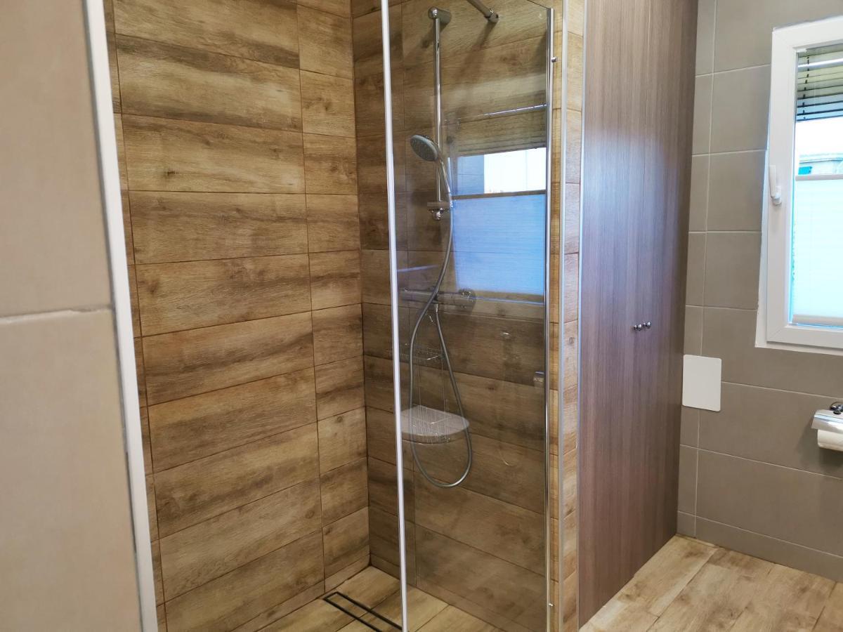 Sunnyspainholidays Apartments マラガ エクステリア 写真