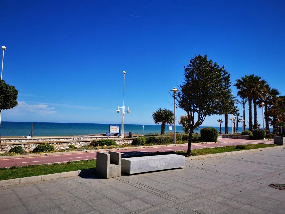 Sunnyspainholidays Apartments マラガ エクステリア 写真